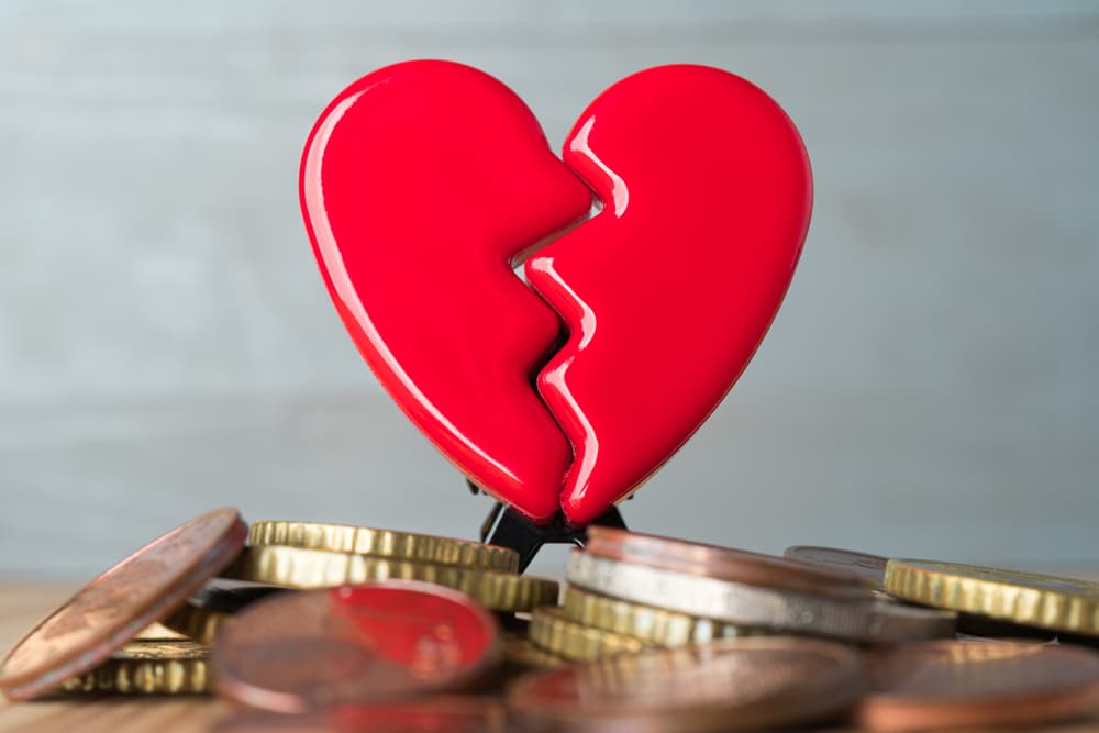 When Love and Money Contradict